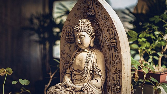 Myanmar Buddha Statue