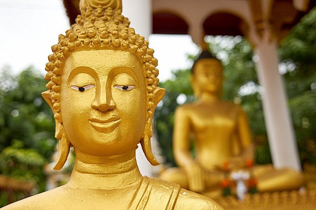laos-buddha-statue