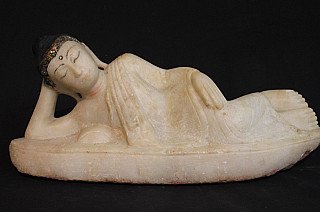 Mandalay Period Buddha statue