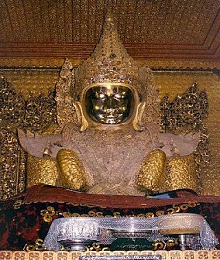 mahamuni-buddha-image