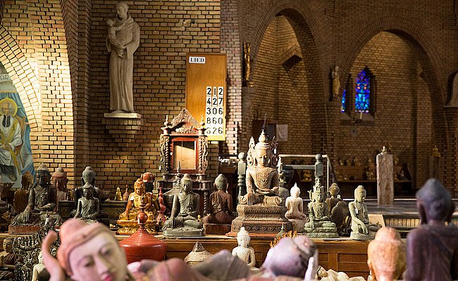 Happy Buddha Statues