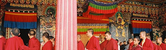 tibetan buddhist monks