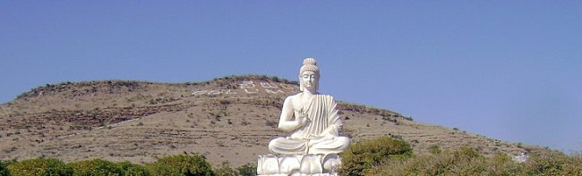 belum cave buddha statue