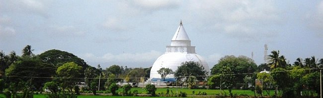 sri lankan stupa