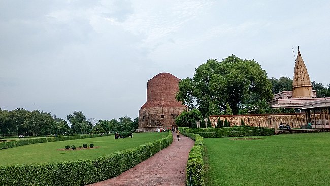 sarnath-a-holy-buddhist-pilgrimage-site