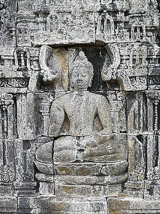 Buddha statue